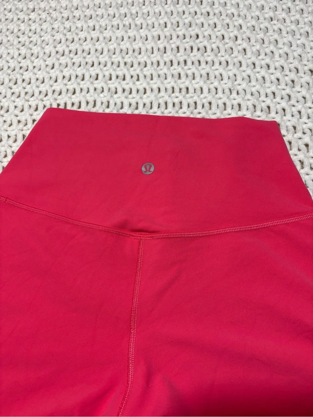 lululemon lip gloss align hr pant 25” size 6